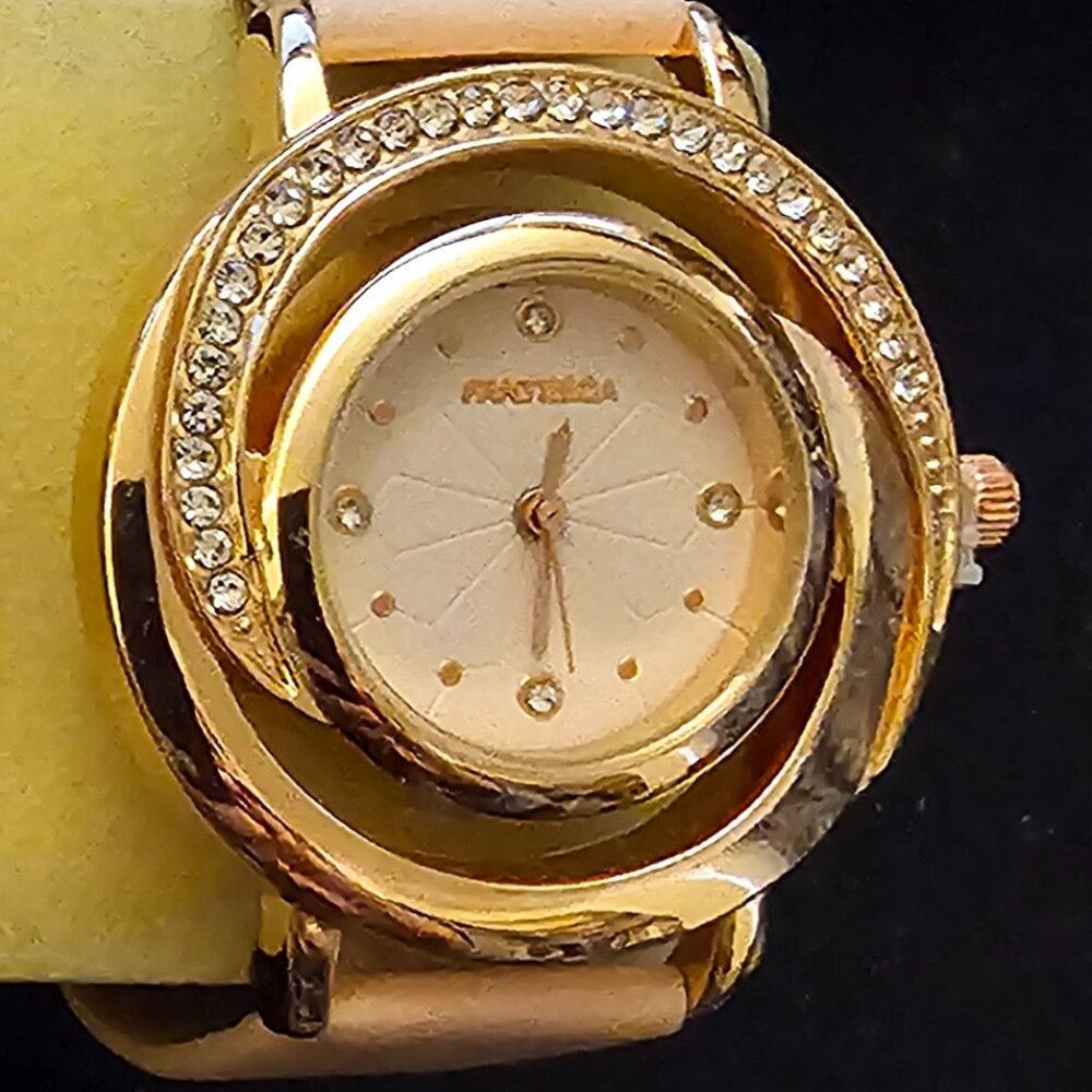 Women's Watch with Rhinestone Light Pink Band